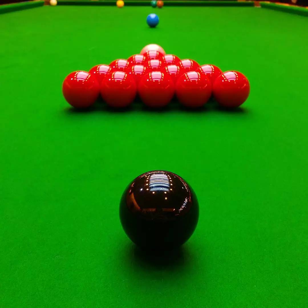 2023斯诺克英锦赛资格赛 庞俊旭VS马克·戴维斯封面图